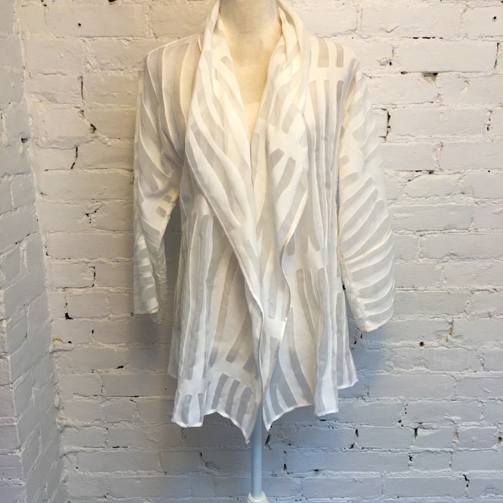 Zonda Nellis sheer stripe jacket or topper in white shawl collar s lagenlook